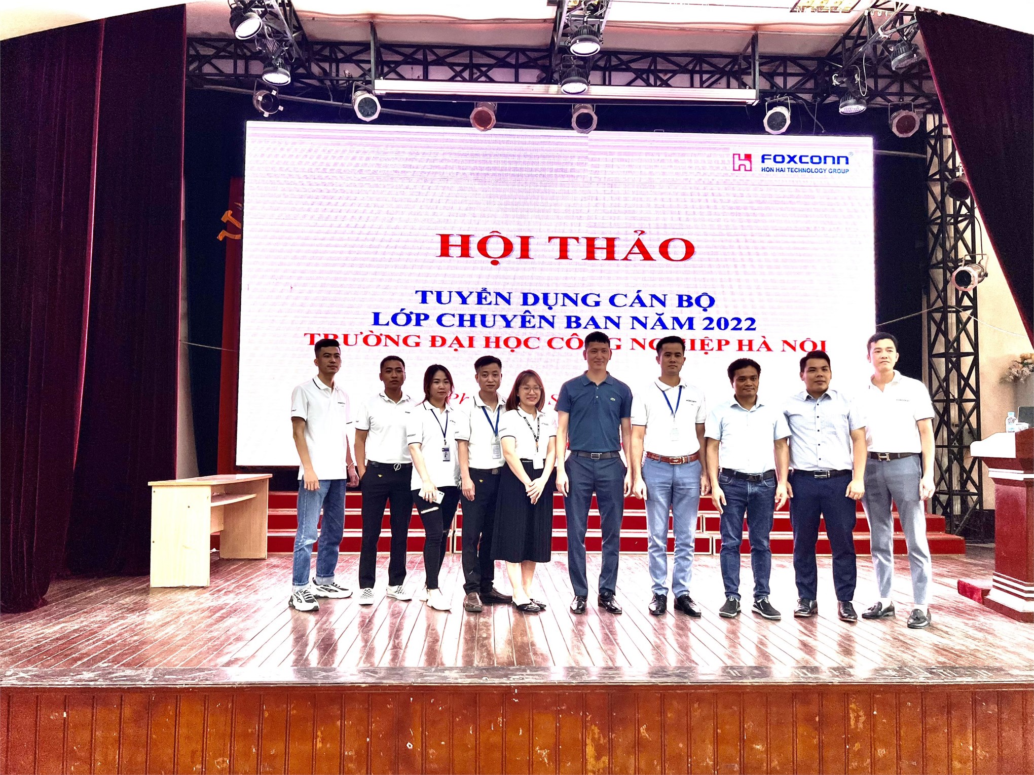 Hội thảo giới thiệu chương trình liên kết đào tạo cử nhân chuyên ban cho Tập đoàn KHKT Hồng Hải năm 2022