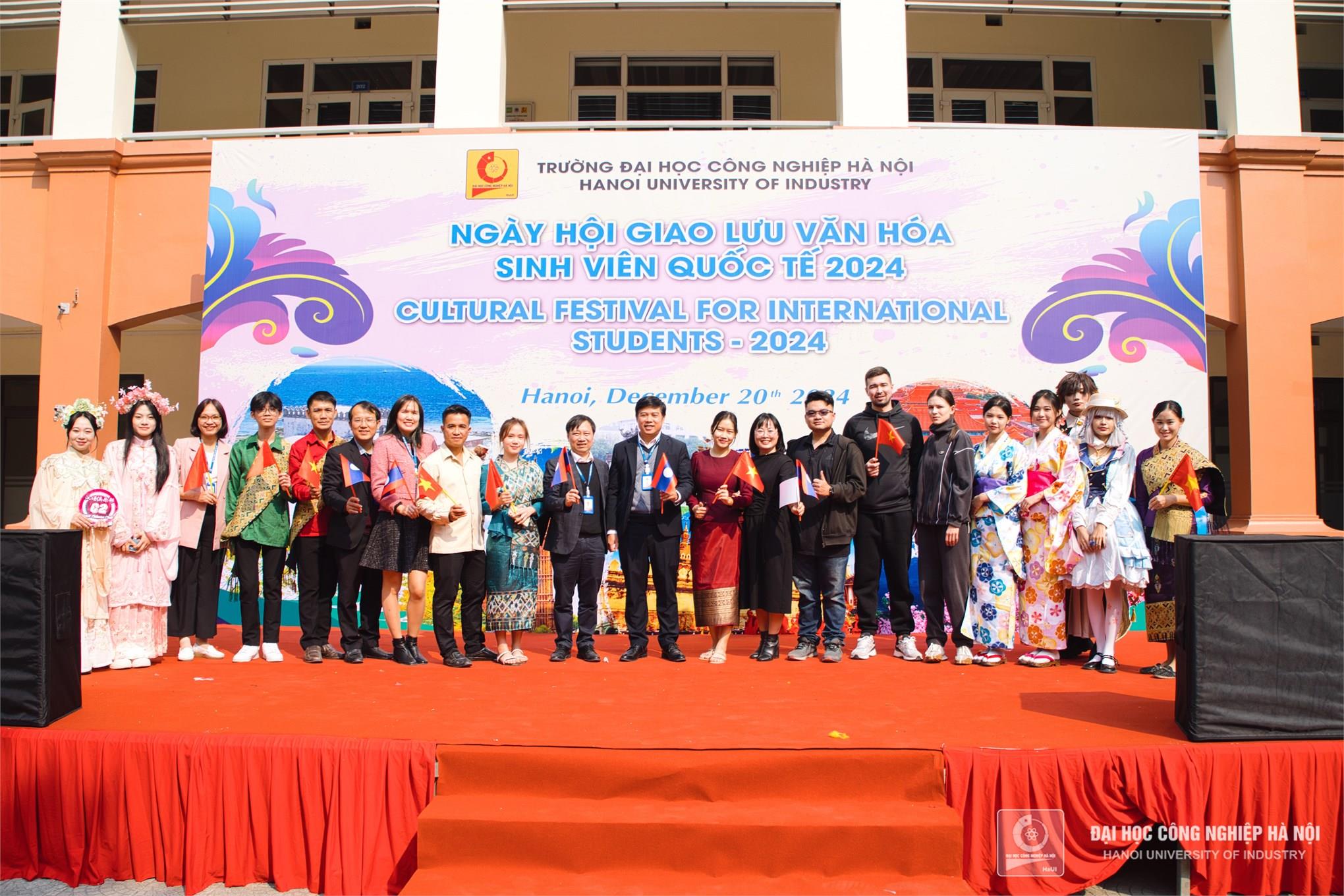 Tuyển sinh Lưu học sinh đại học chính quy năm 2025