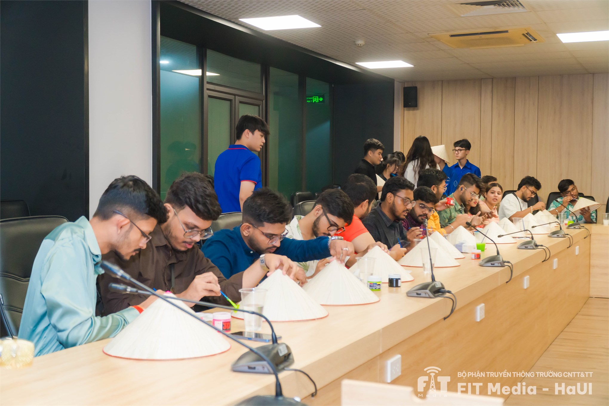 Khám phá công nghệ, kết nối văn hóa – Sinh viên Đại học JIS, Ấn Độ trải nghiệm tại Trường Đại học Công nghiệp Hà Nội
