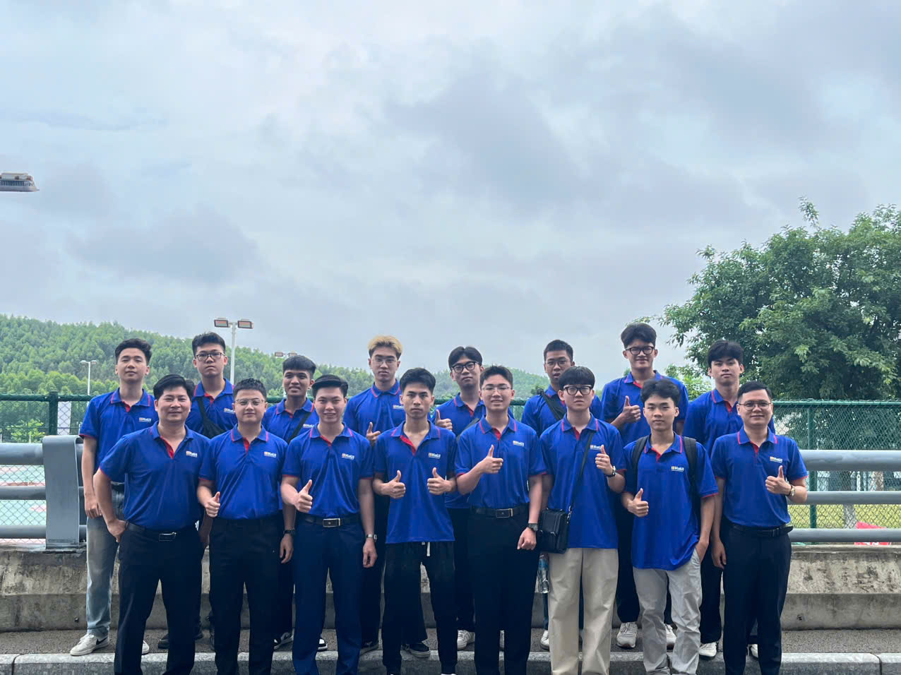 Sinh viên Trường Đại học Công nghiệp Hà Nội tham gia chương trình trao đổi 14 ngày về “ô tô năng lượng mới” tại trường Đại học Khoa học Kỹ thuật Quảng Tây, Trung Quốc