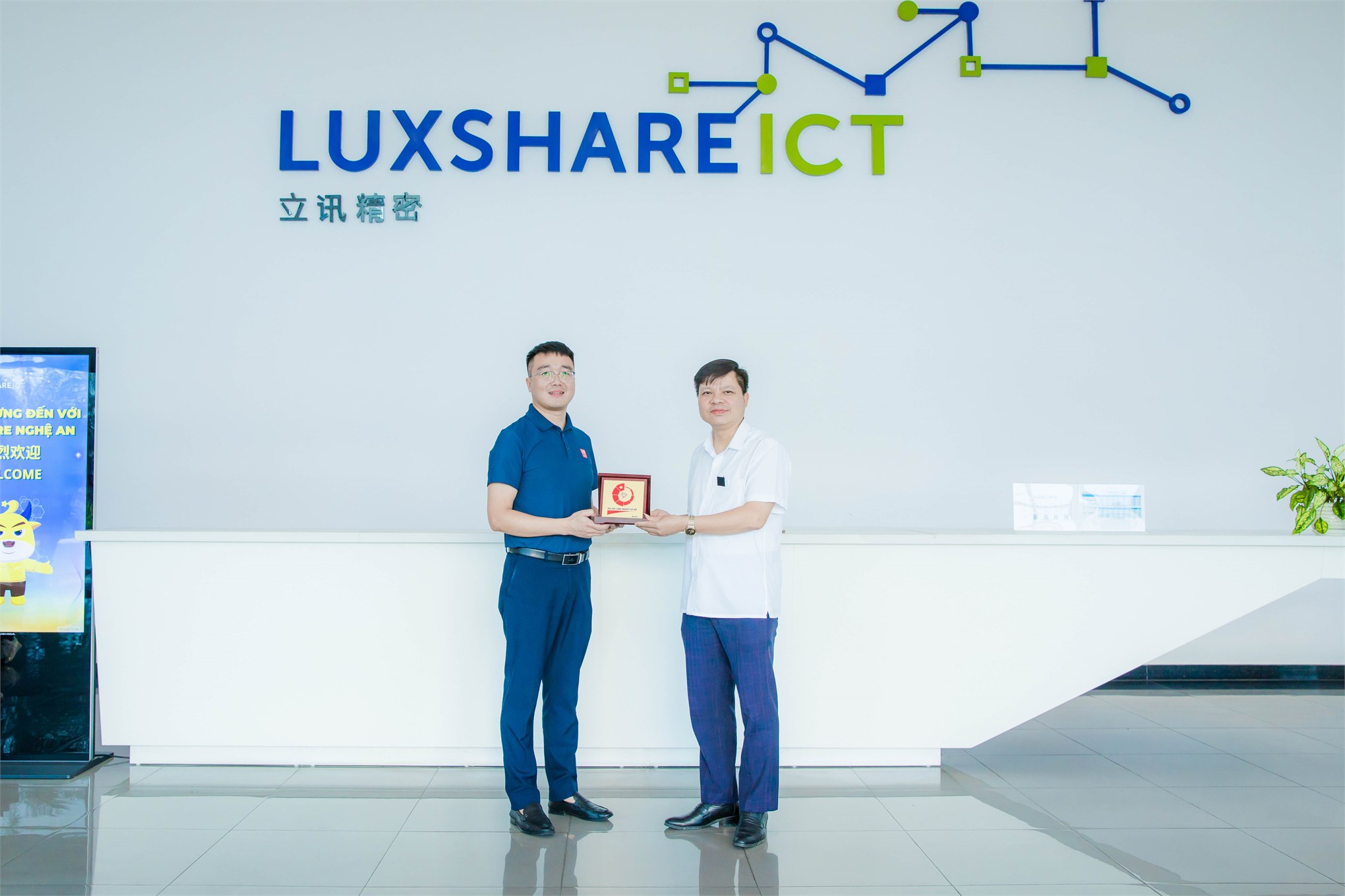 Trường Đại học Công nghiệp Hà Nội và Công ty Luxshare Nghệ An đẩy mạnh hợp tác đào tạo và phát triển nguồn nhân lực chất lượng cao