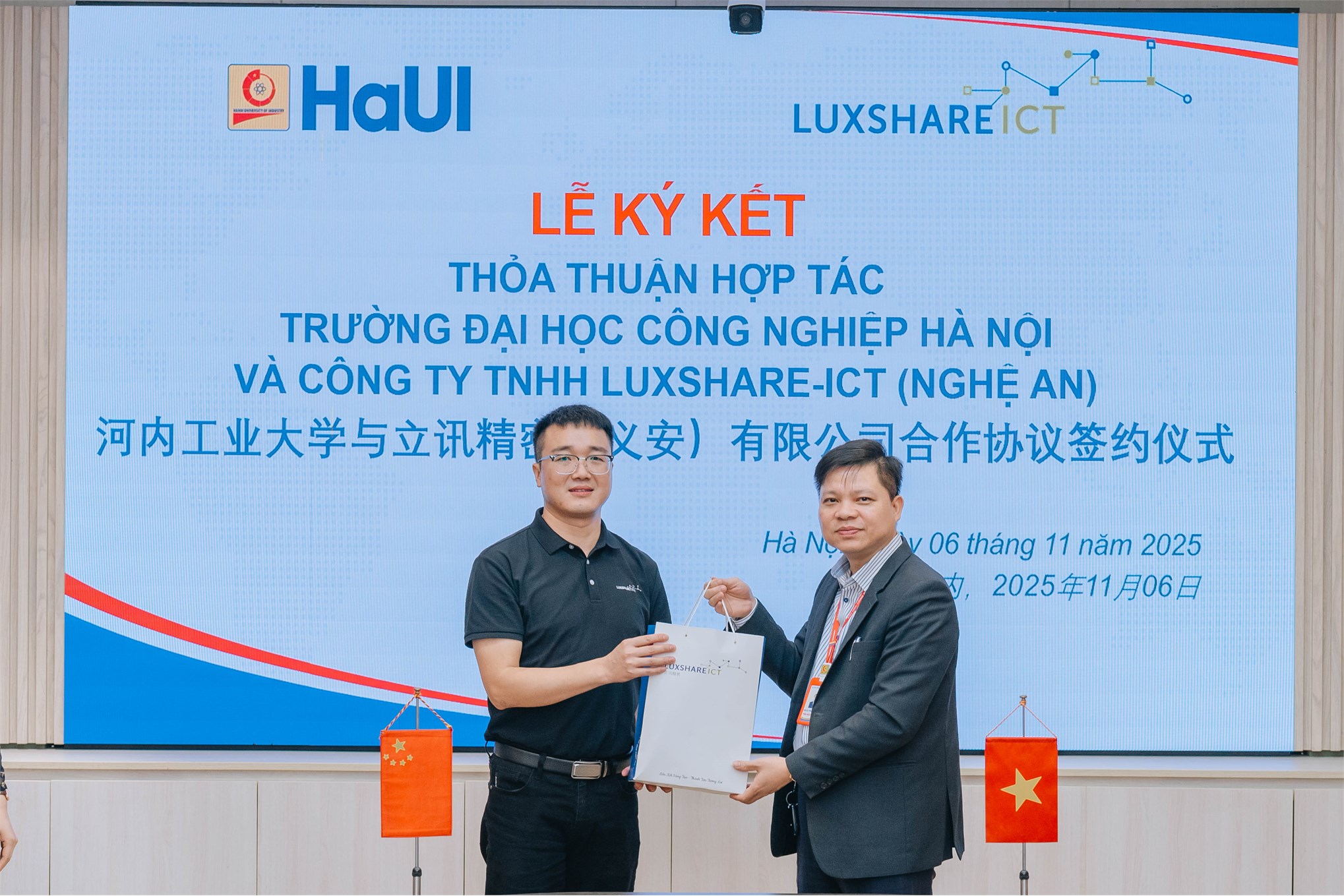 Thắt chặt hợp tác giữa HaUI và Luxshare – ICT (Nghệ An), hướng tới phát triển bền vững