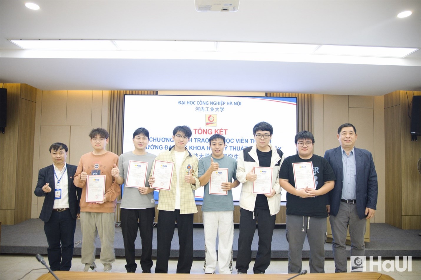 Tổng kết chương trình trao đổi học viên thạc sĩ giữa Đại học Công nghiệp Hà Nội và Trường Đại học Khoa học Kỹ thuật Quảng Tây (Trung Quốc)