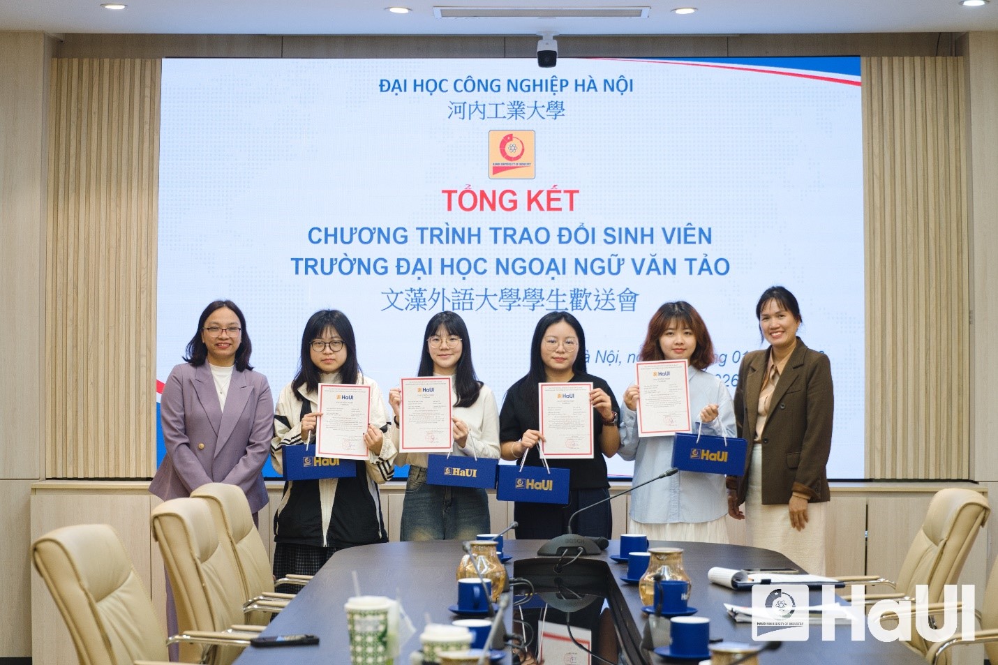 Tổng kết chương trình trao đổi sinh viên giữa Đại học Công nghiệp Hà Nội và Trường Đại học Ngoại ngữ Văn Tảo