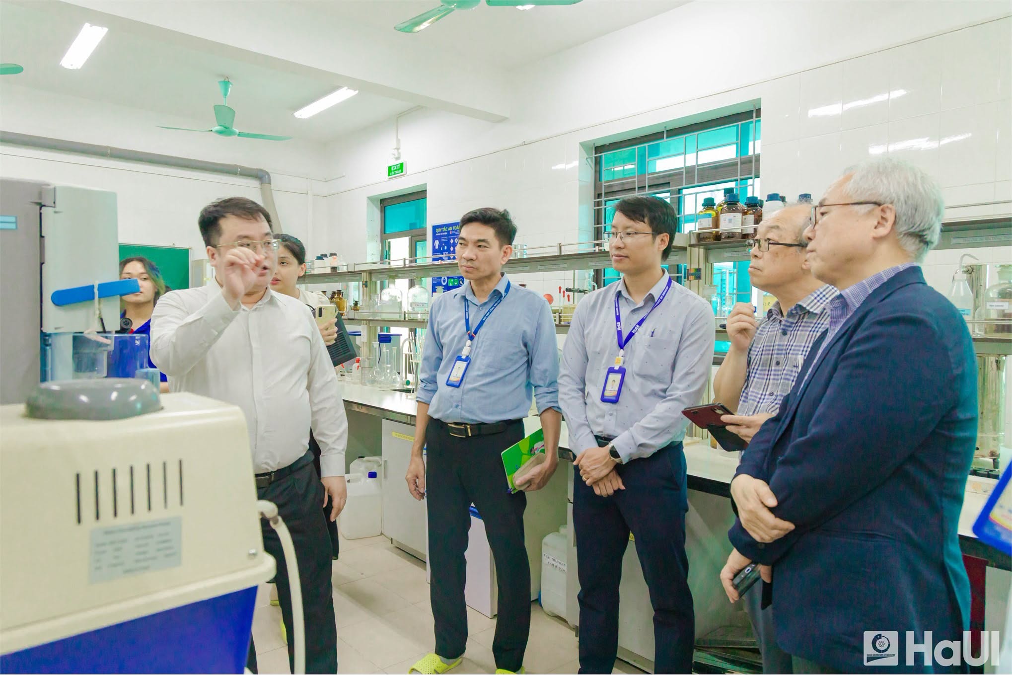 Đại học Công nghiệp Hà Nội đón tiếp Phòng Thương mại và Công nghiệp Hàn Quốc