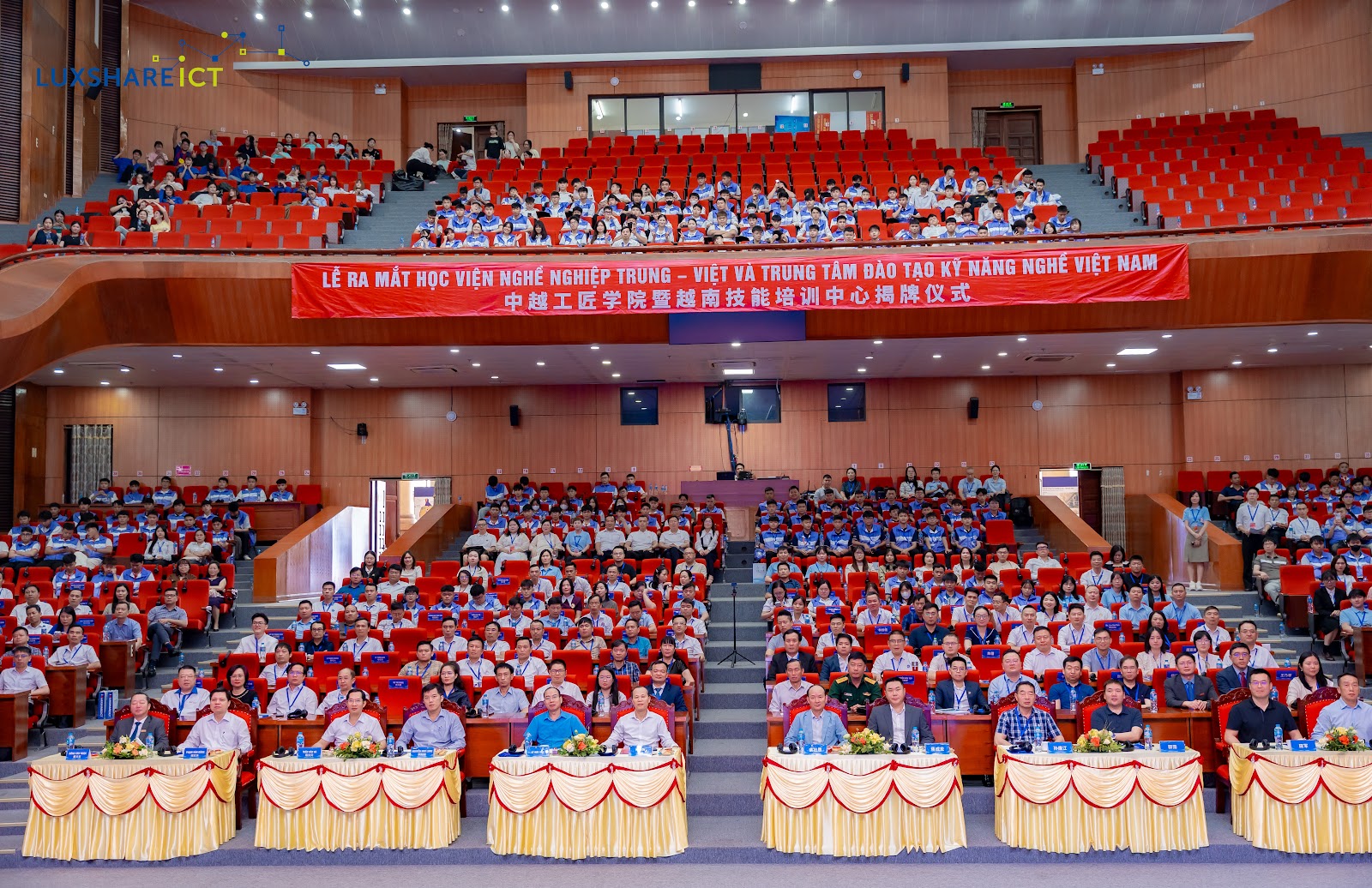 Đại học Công nghiệp Hà Nội tham dự Lễ ra mắt Học viện nghề nghiệp Trung - Việt và Trung tâm Đào tạo kỹ năng nghề Việt Nam