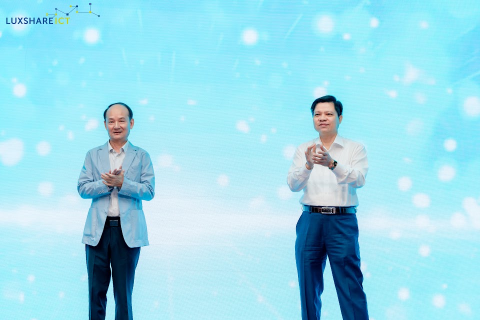 Đại học Công nghiệp Hà Nội tham dự Lễ ra mắt Học viện nghề nghiệp Trung - Việt và Trung tâm Đào tạo kỹ năng nghề Việt Nam