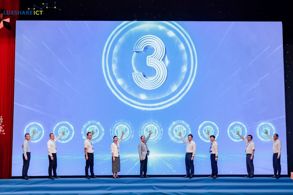 Đại học Công nghiệp Hà Nội tham dự Lễ ra mắt Học viện nghề nghiệp Trung - Việt và Trung tâm Đào tạo kỹ năng nghề Việt Nam
