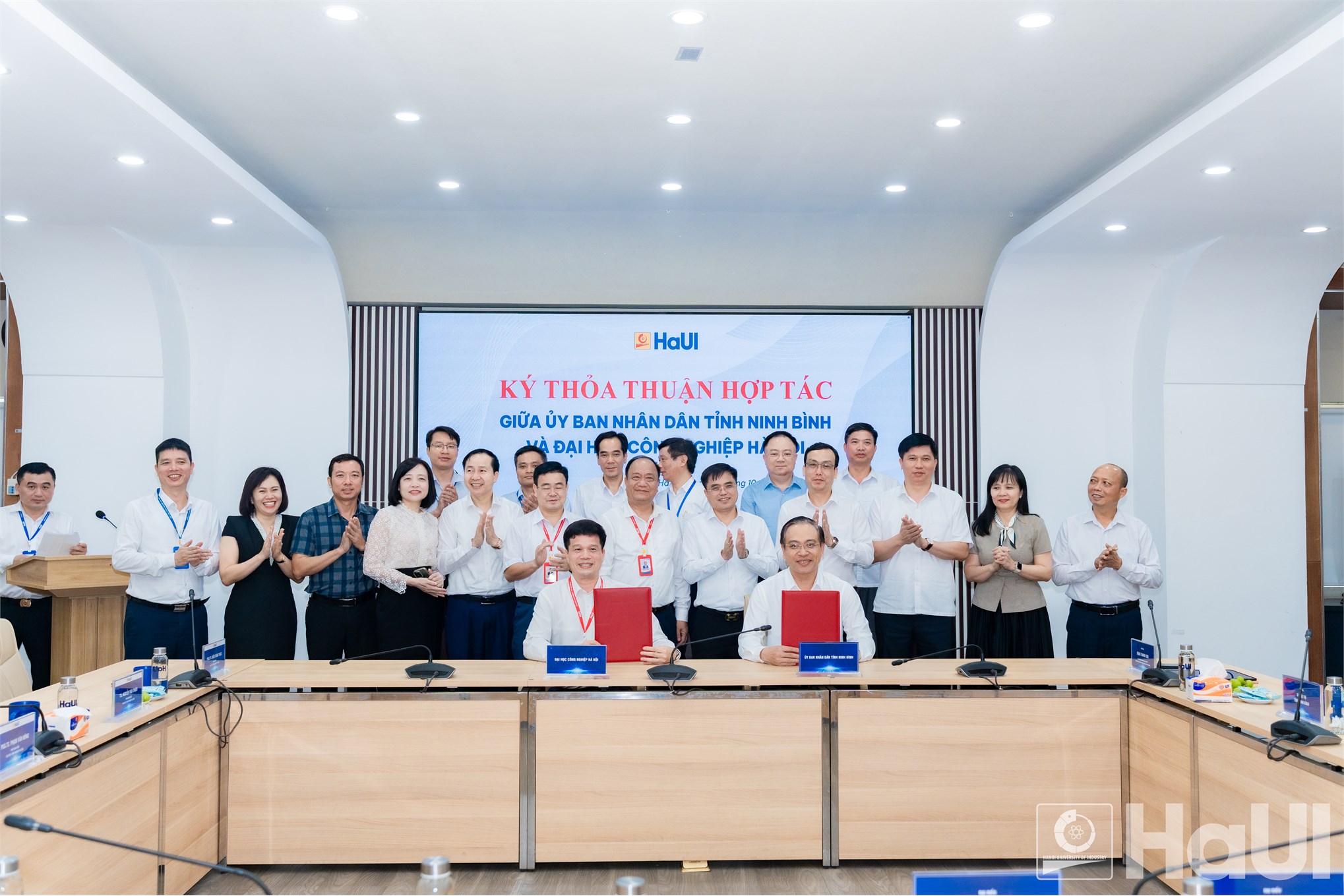 Đại học Công nghiệp Hà Nội hợp tác với Ủy ban nhân dân Tỉnh Ninh Bình
