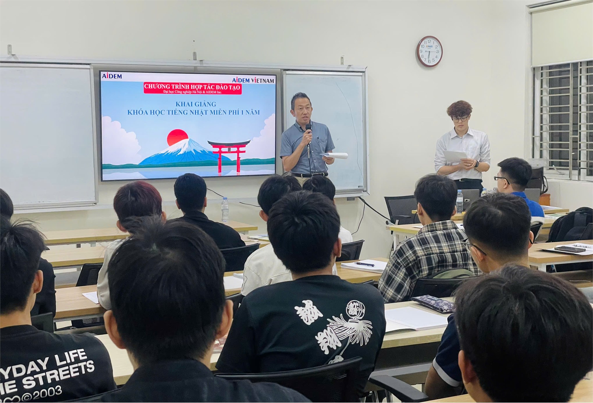 Đại học Công nghiệp Hà Nội tổ chức Lễ Khai giảng lớp đào tạo tiếng Nhật Khóa 1 thuộc Chương trình hợp tác đào tạo với Công ty Cổ phần AIDEM (Nhật Bản)