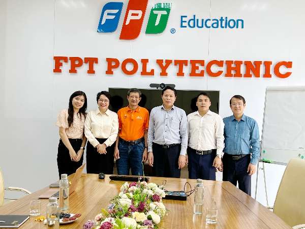Làm việc với Trường CĐ FPT Polytechnic về công tác tổ chức đánh giá kỹ năng nghề quốc gia cho cán bộ giảng viên