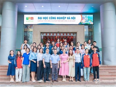 Đón tiếp đoàn cán bộ Trường Đại Học Bách Khoa Quế Lâm