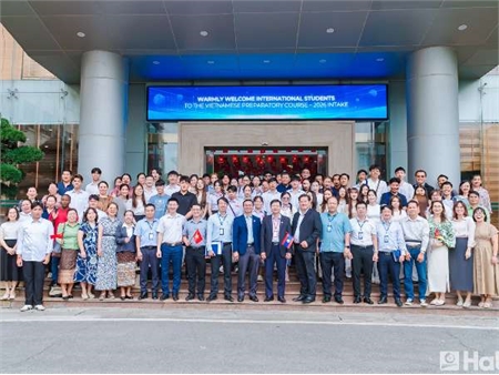 HaUI tiêp tục chuỗi hoạt động chào đón sinh viên quốc tế đến học tập