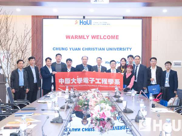 Đón tiếp và làm việc với đoàn cán bộ Trường Đại học Trung Nguyên (Đài Loan, Trung Quốc)